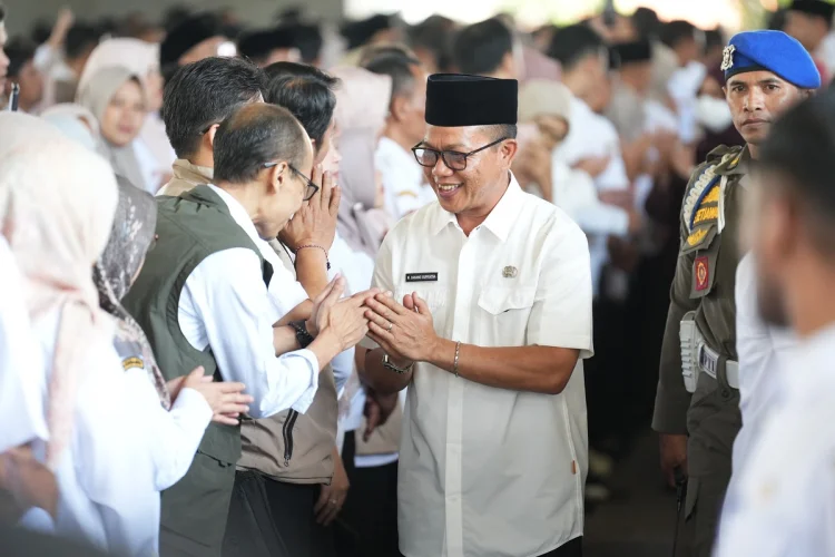 Zakat Fitrah di Kabupaten Bandung Tembus Rp90 Miliar, Bupati: Penyempurna Ibadah