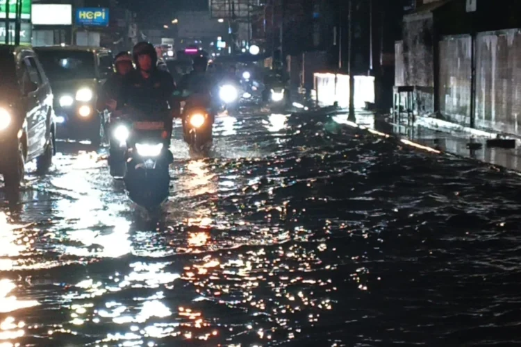 Alokasikan Anggaran Hampir Rp9 Miliar, Pemkot Cimahi Bakal Genjot Perbaikan Drainase