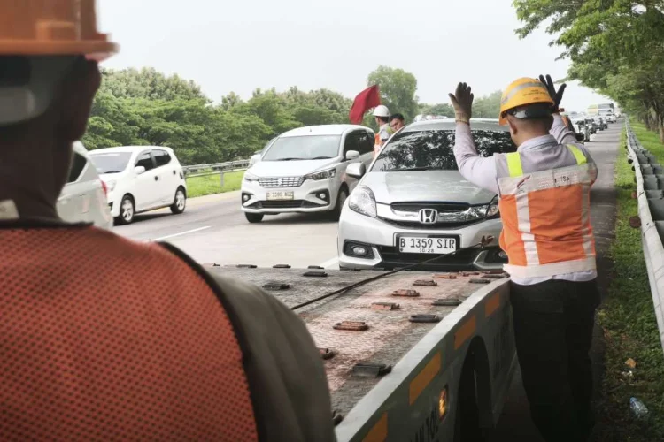 Arus Balik H+4 Melandai, 34 Ribu Kendaraan Menuju Jakarta Lewati Tol Cipali