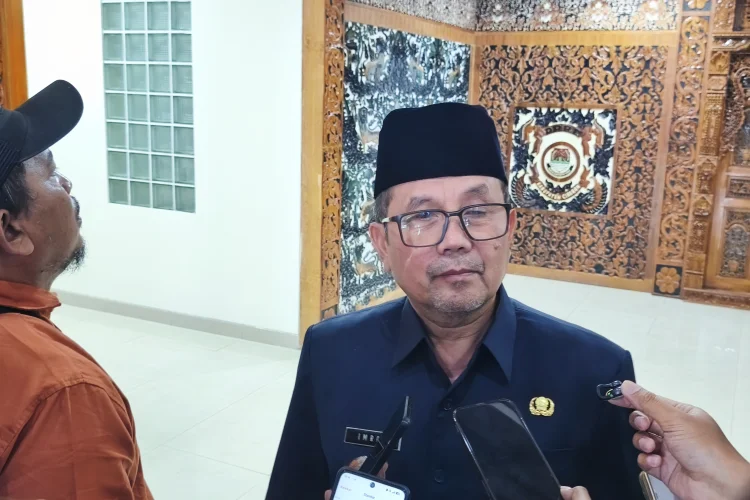 Acara Dangdutan di Acara Halalbihalal,  Imron Berkelakar 'Kenapa Isun Bli Diundang'