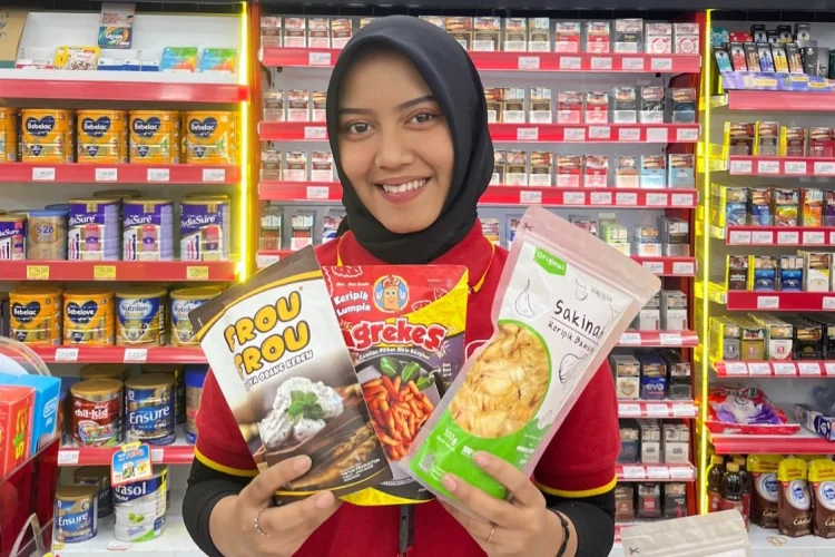 Dari Kelas PKK hingga Ritel Modern, Keripik Bawang Sakinah Cimahi Makin Dikenal