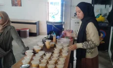 Harga Plastik Naik, Pedagang Ngeluh