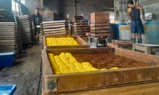 Harga Kedelai dan Plastik Makin Mahal, Perajin Tahu Kelimpungan