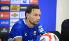 Marc Klok Kasih Bonus Melimpah Buat Julio Cesar Usai Cetak Gol Lawan PSM