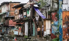 Sikap Kami: Ironi Digitalisasi