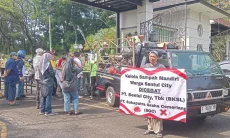 Warga Sentul City 'Tempatkan' Sampah di Gerbang Cluster Bukit Golf Hijau