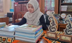 Kisah Zulfa Azkia Mengajar Sepenuh Hati, Honor Tidak Sebanding