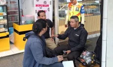 Ramai di Medsos, Pemalak Pengamen Dikeroyok Warga di Kawasan Stasiun Bogor
