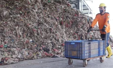 15 Juta Ton Sampah Plastik Diubah jadi Solar, Pemkab Bogor Kerja Bareng dengan TNI AD