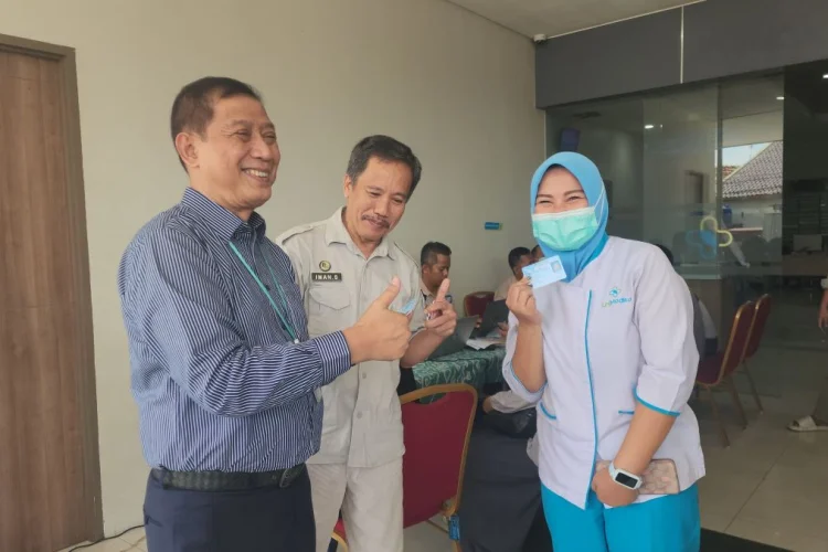 Disdukcapil Cirebon 'Jemput Bola', Layanan Adminduk di Rumah Sakit Diserbu Warga