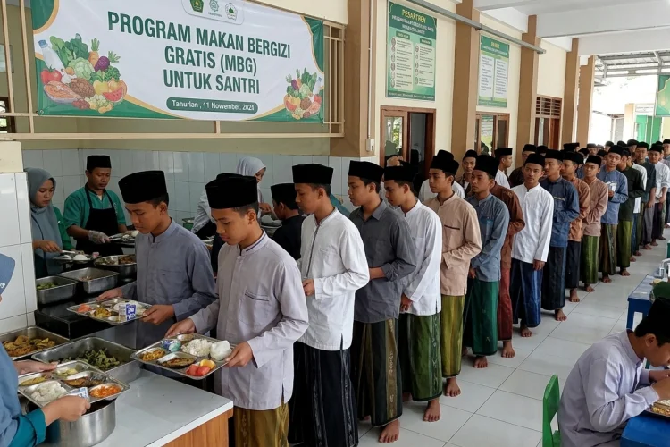 Pesantren yang Terima MBG Baru 10 Persen, Pemerintah akan Percepat Distribusi