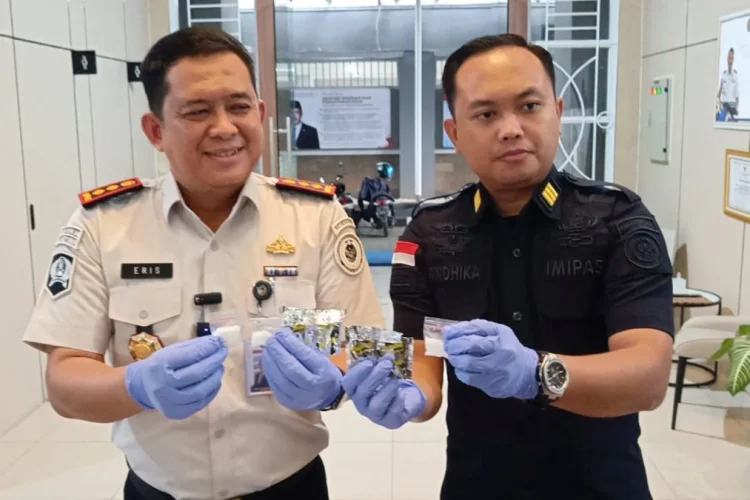 Dikemas dalam Mi Instan, Petugas Lapas Banceuy Gagalkan Penyelundupan Sabu-sabu