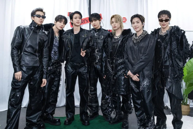 BTS Perkenalkan Diri Sebagai 'BTS 2.0': Mohon Terima Perubahan Ini