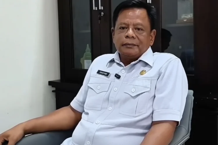 Harga Plastik Naik Tajam, Pedagang Kecil di Cirebon Terjepit