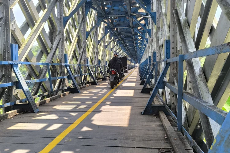 Dedi Mulyadi Siapkan Tata Ulang Jembatan Cirahong, Wisata Viral Jangan Berakhir Kumuh