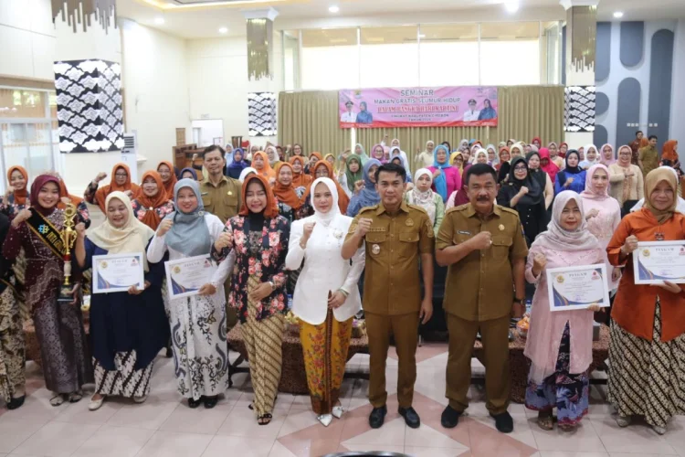 Peringati Hari Kartini, Wabup Cirebon: Jangan Hanya Jadi Kegiatan Seremonial