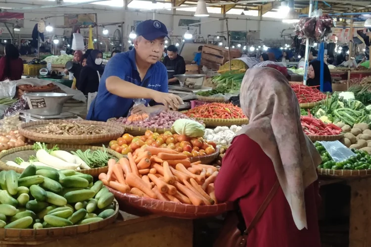 Harga Sembako di Pasar Sehat Soreang Stabil, Beras dan Cabai Kompak Turun