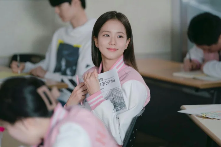 Jisoo BLACKPINK Dituduh Berbohong dalam Keterlibatan Kakaknya di Agensi BLISSOO