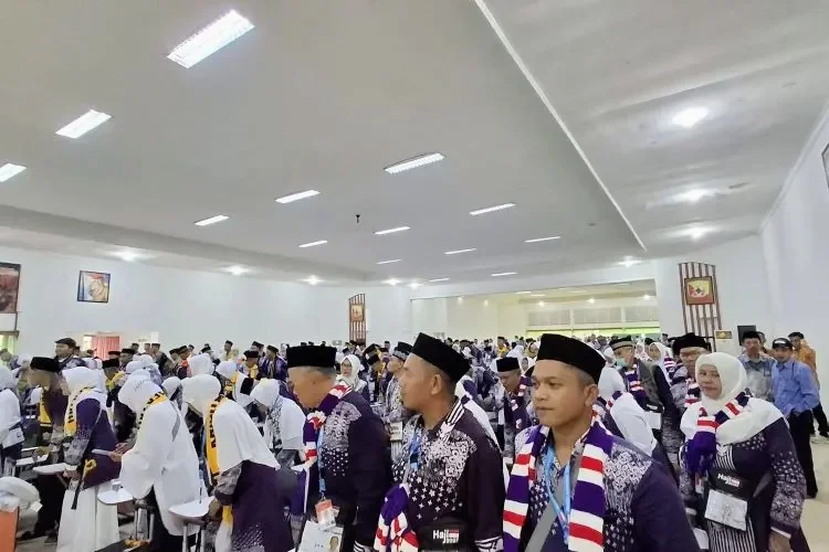 Antrean Haji akan Dipangkas lagi, Timwas Sebut Presiden Prabowo yang Minta