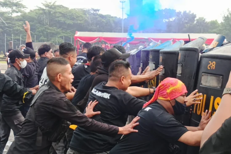 Jelang May Day, 4 Polres Gelar Simulasi Pengendalian Massa