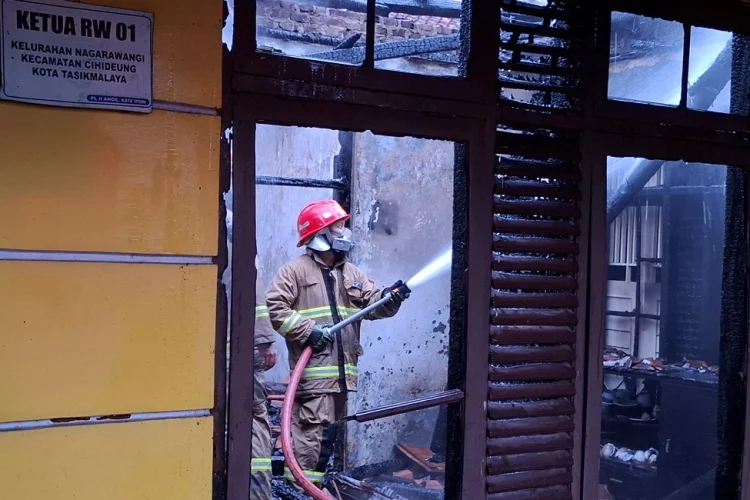 Kebakaran Hanguskan Rumah Warga di Nagarawangi, Api Diduga Berasal dari Dapur