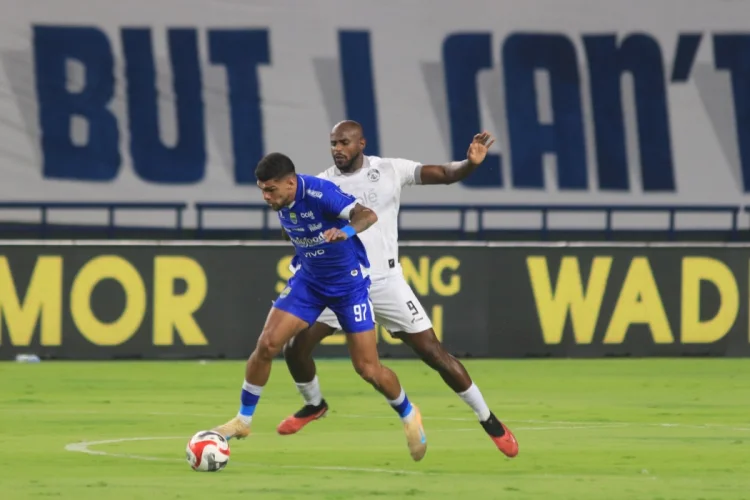 Marcos Santos Ungkap Rahasia Arema FC Redam Persib di GBLA