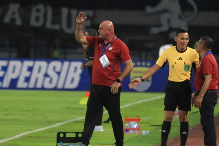 Persib Ditahan Arema FC 0-0, Bojan Hodak Sebut Situasi Persib Lebih Rumit