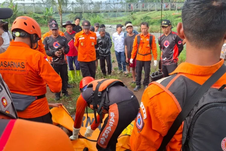 Korban Hanyut di Sungai Cihideung Ditemukan Meninggal Usai Terseret Sejauh 5 KM