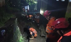 Widianingsih Tewas Tertimbun TPT saat Hendak ke Warung