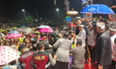 Ribuan Warga Huhujanan, Kirab Milangkala Tatar Sunda di Kawali Ciamis Tetap Meriah