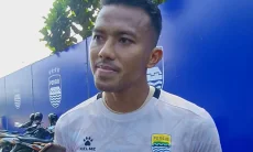 Teja Paku Alam Bicara Soal Nyali Soal Laga Persija vs Persib di Stadion Segiri