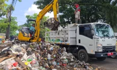 Sampah Menggunung di Jalan SL Tobing, DLH Kota Tasikmalaya Kerahkan Alat Berat