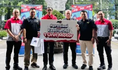 Kecam Aksi Pembegalan Kurir di Bandung, Presidr JNE Kasih Motor ke Hasan Alnazhari