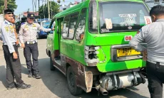 Angkot Tak Laik Jalan Ditertibkan, Empat Angkot Dikandangkan
