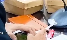 Dikecam Warganet, Viral Anggota DPRD Jember Diduga Main Game dan Merokok Saat Rapat