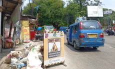 Apjatel Tata Kabel Udara di Jalan Aria Suriawinata-Aria Surialaga sepanjang 2,9 Km