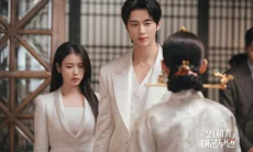 Di Tengah Kontroversi 'Perfect Crown', IU dan Byeon Woo Seok Minta Maaf
