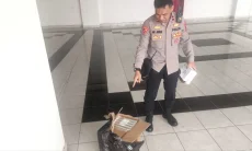 Jelang Persib vs Persijap, Polisi Sita Ratusan Flare, Petasan hingga Miras di GBLA