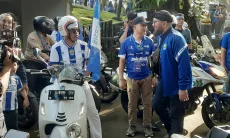 Panen Sapi, Dedi Mulyadi Guyur Bonus Rp1 Miliar untuk Persib Bandung