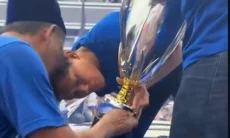 Heboh Piala Juara Persib Rusak saat Konvoi, Ini Fakta Sebenarnya