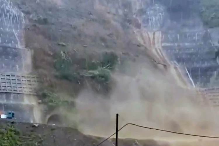 Viral Video Longsor di Proyek PLTA Upper Cisokan