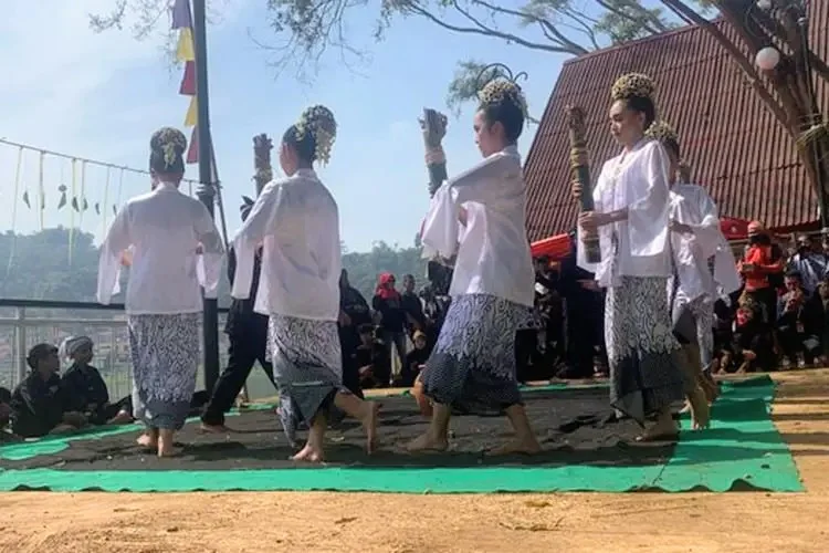 Pemerintah Gelontorkan Rp5 Miliar, Bale Pinton di Situ Ciburuy Bakal Dibangun Kembali