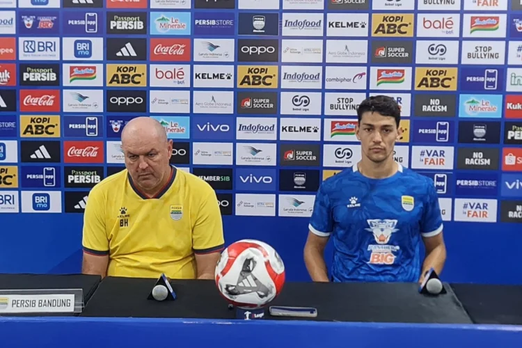 Bojan Hodak Beberkan Kondisi Skuad Persib Jelang Melawan PSIM Yogyakarta