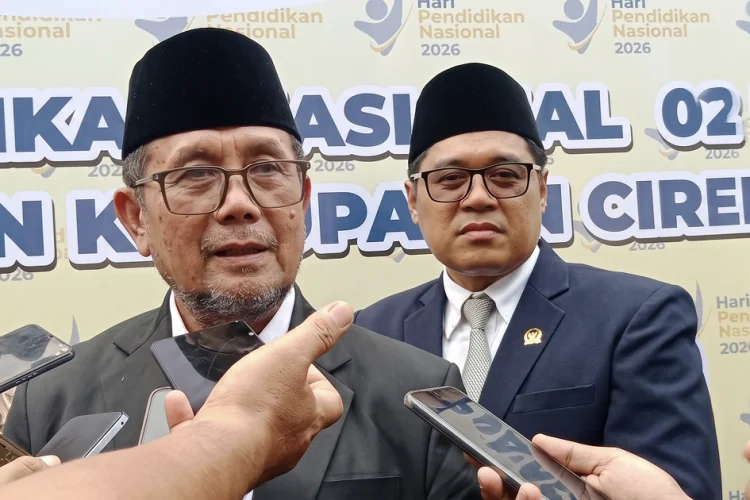 Pesan Bupati Cirebon di Hardiknas 2026, Peran Penting Guru Ubah Pola Pikir Anak Muda