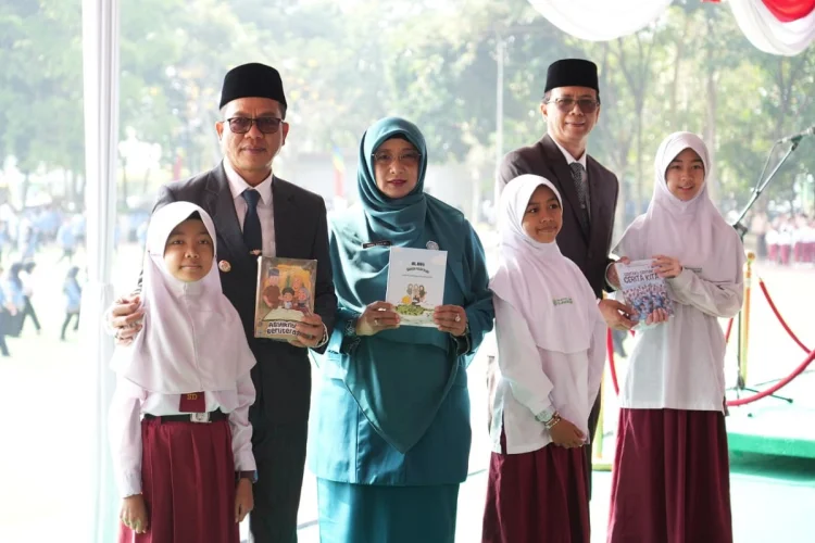 Hardiknas 2026, Pemkab Bandung Komitmen Terus Tingkatkan Mutu Pendidikan