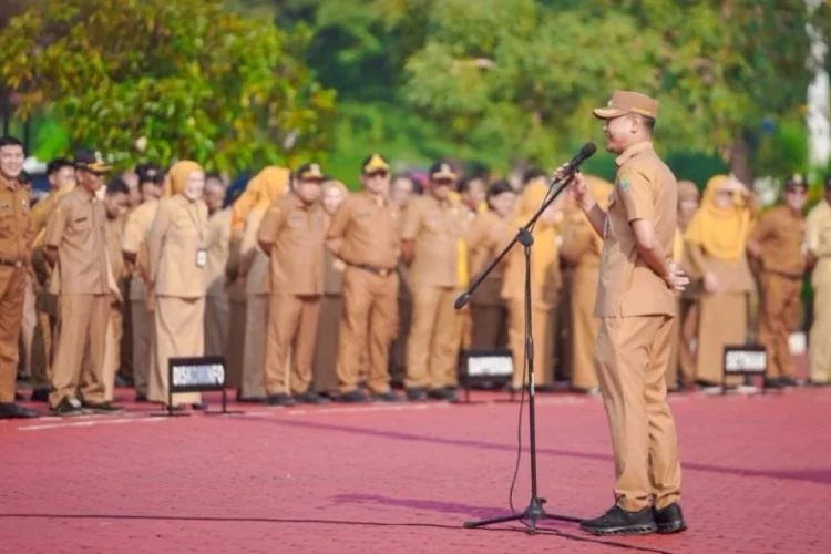 Kebijakan WFH di Karawang Dicabut, Banyak ASN Beralasan Sakit