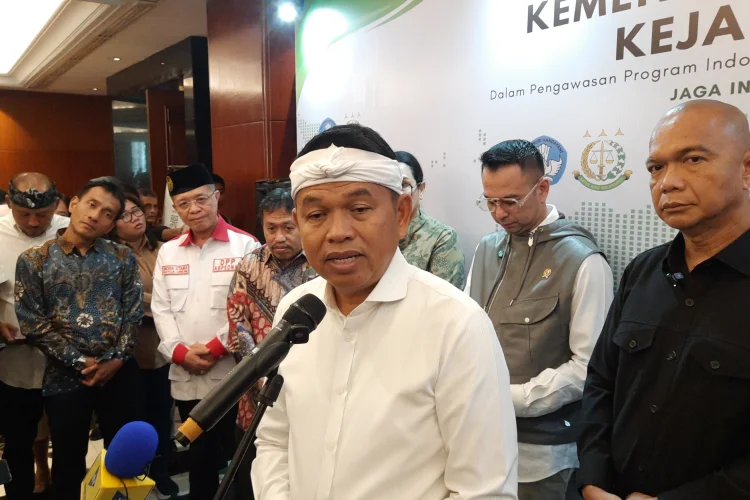 Ribuan Warga Bogor Demo, Dedi Mulyadi Blak-blakan Alasan Tambang Masih Ditutup