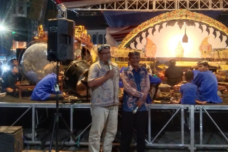 Saptawara Gegesik Dibuka, Pemkab Cirebon Dorong Lahirnya Dalang Muda Baru