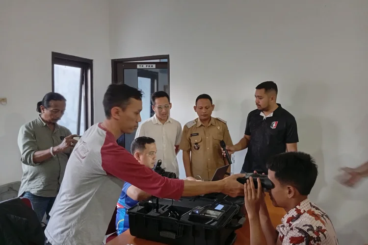 Kelurahan Sempur Bogor Punya Program LSM Bagi Warga Usia Wajib KTP