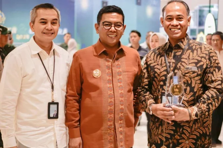 Transformasi Digital bank bjb Berbuah Penghargaan  di DIGIWARA dan SHAFARA 2026 